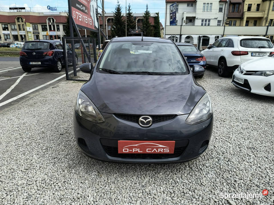 Mazda 2 ALU klimatyzacjaniski przebiegksiążka komputer pokładowy