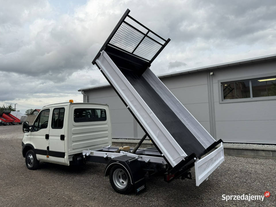Iveco Daily 35C13 Kiper Wywrot Brygadówka 7Osób Rok produkcji 2011 Samochody dostawcze łódzkie Opoczno