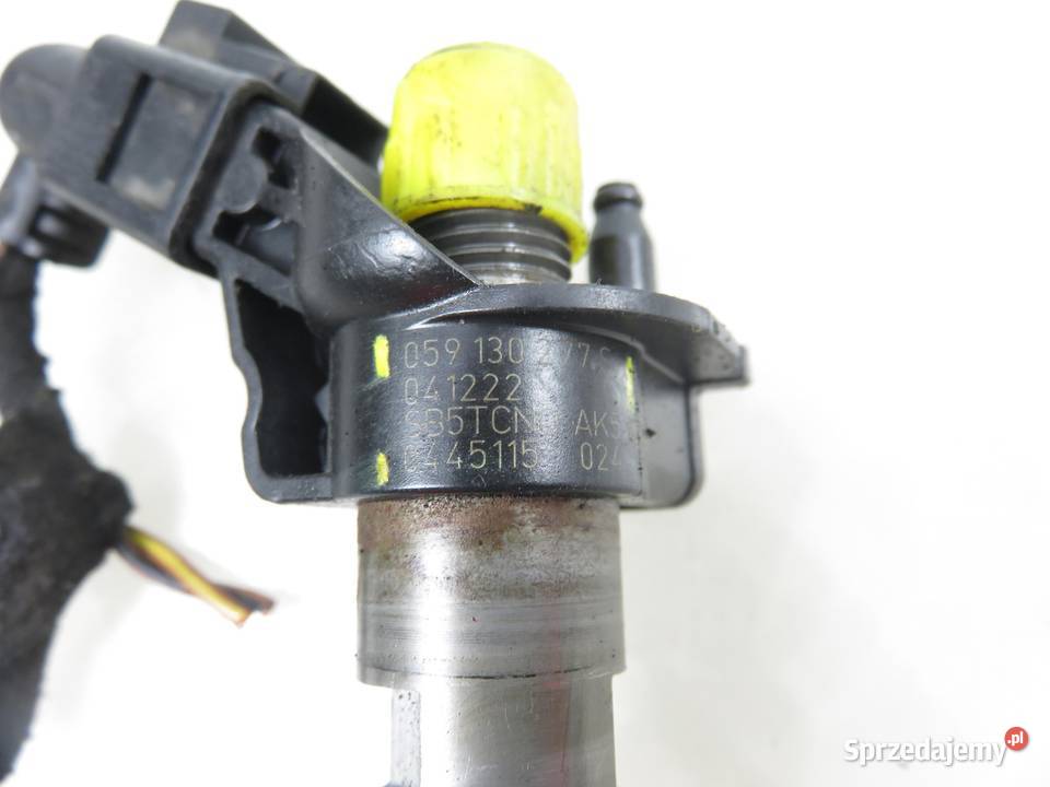 WTRYSKIWACZ VW PHAETON 30 TDI 059130277S