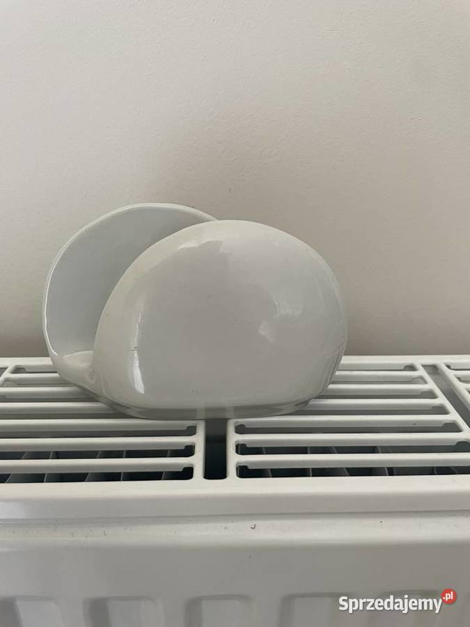 Lubiana biały serwetnik PRL Pruszcz Gdański