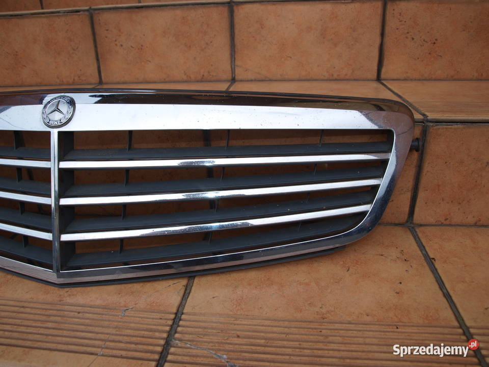 Mercedes C klasa W204 grill chrom atrapa przód osobowe Atrapy Części samochodowe Kalisz