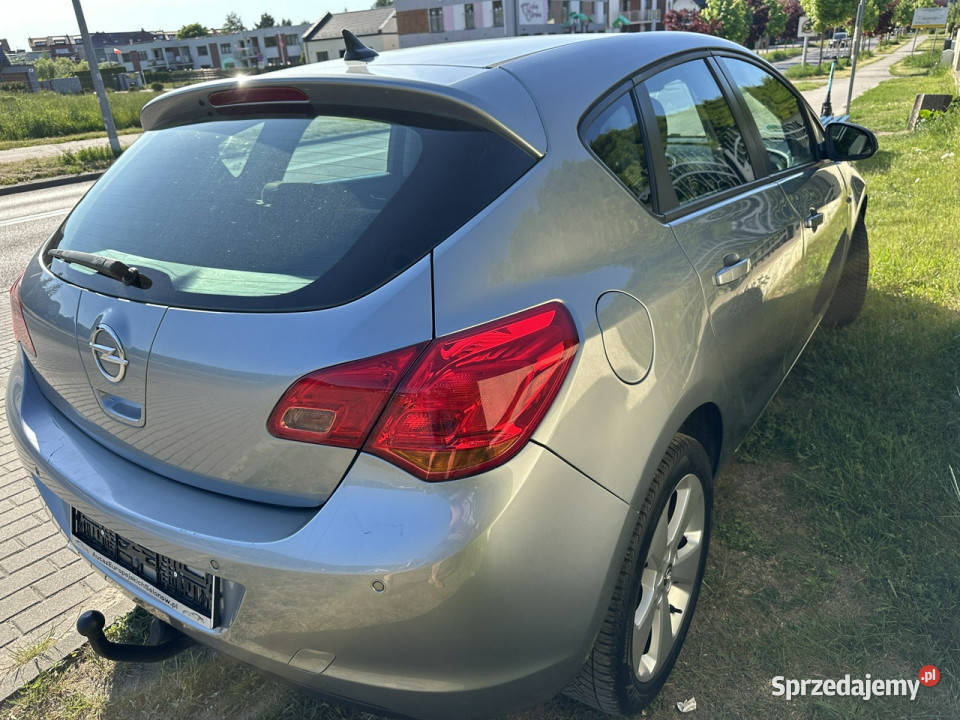 Opel Astra Mocna benzyna klimatyzacja czujniki gniazdo USB Wejherowo