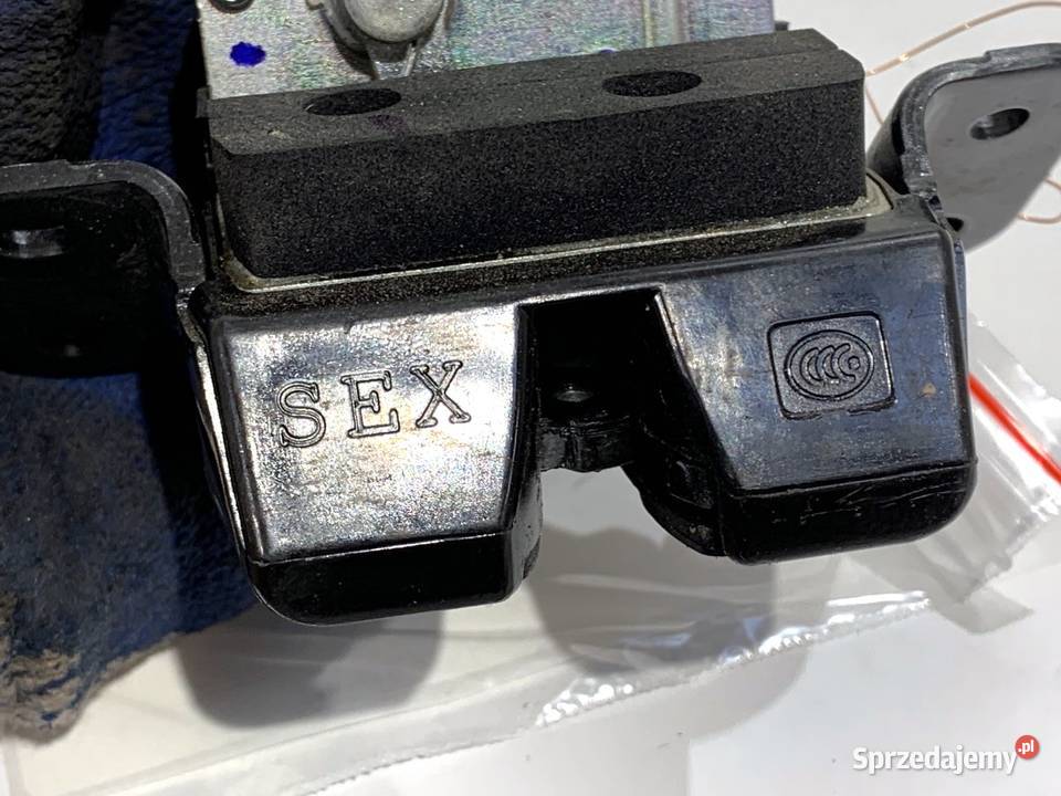 ZAMEK KLAPY TYŁ SSANGYONG TIVOLI Crossover podkarpackie sprzedam