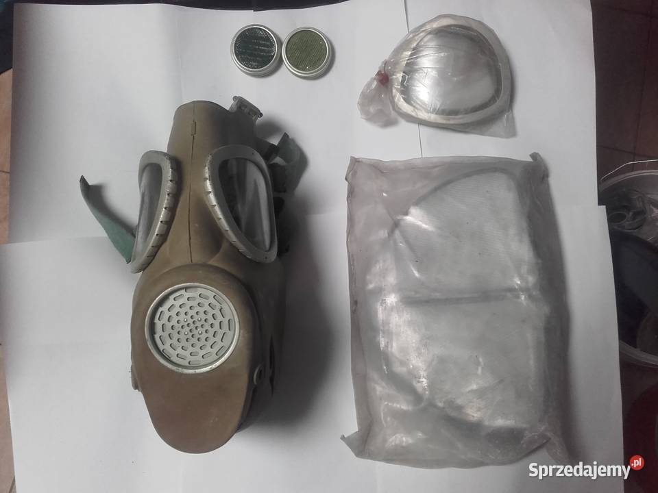 maska przeciw gazowa wojsko polskie PRL świnka Będzin