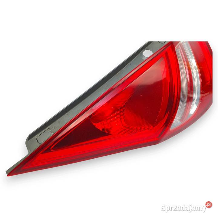 LAMPA LEWA Hyundai i30 HTB tylna tylnia lewy tył osobowe lubelskie