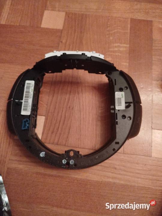 PRZEŁĄCZNIK panel MULTIFUNCKJI KIEROWNICY osobowe Tyczyn sprzedam