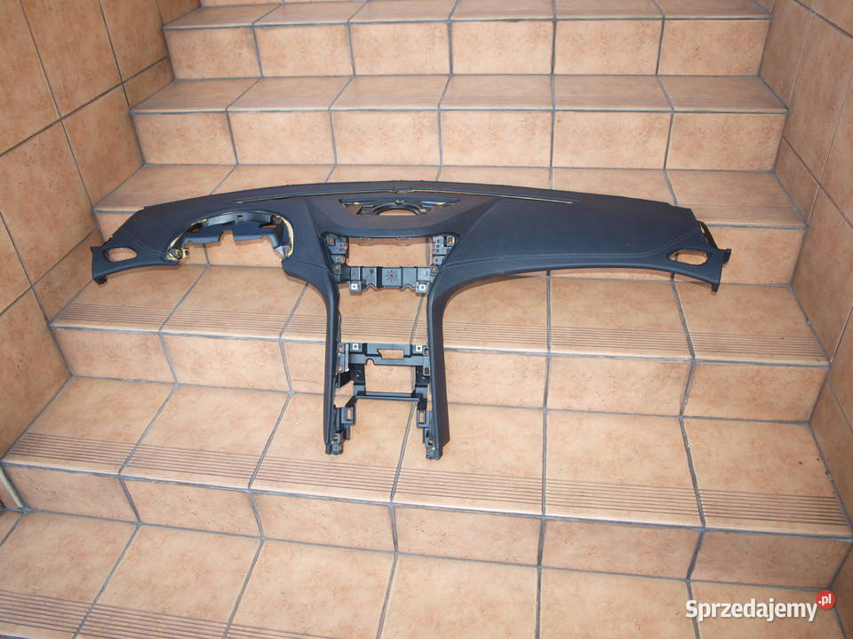 Hyundai Genesis Coupe konsola deska rozdzielcza Kalisz