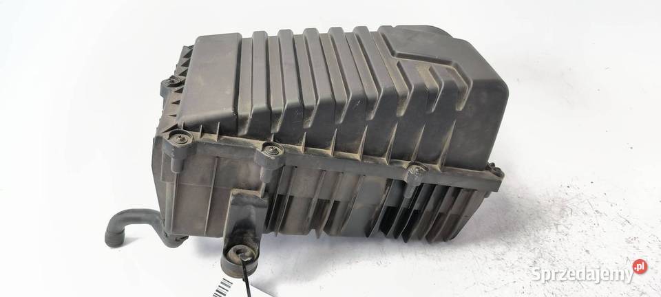 OBUDOWA FILTRA VOLKSWAGEN PASSAT B8 RLINE Lipno