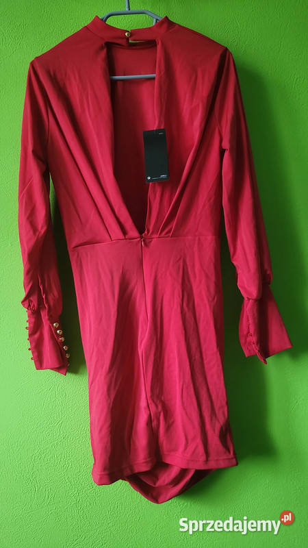 Elegancka sukienka z odkrytymi plecami śląskie Piekary Śląskie