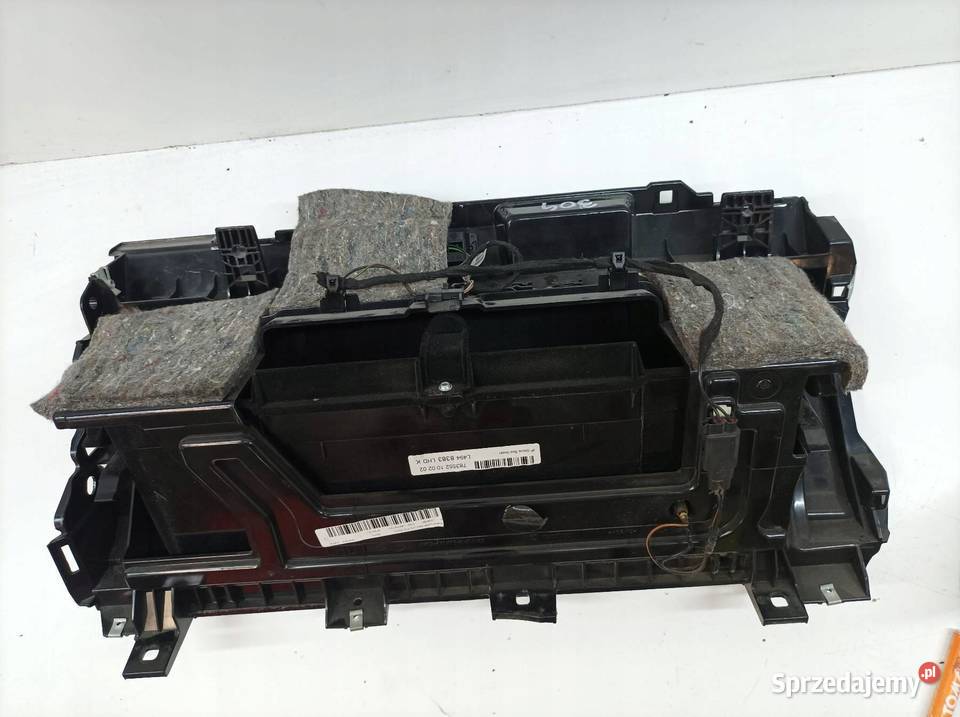 SCHOWEK PRAWY PASAŻERA DESKI L494 Land Rover świętokrzyskie