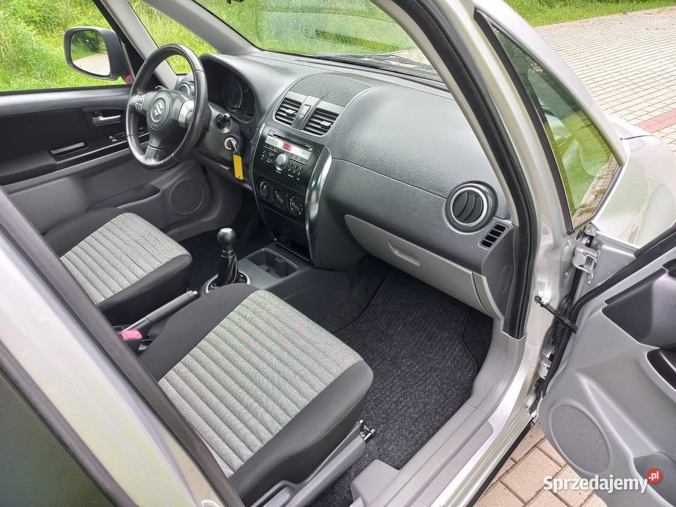 Suzuki SX4 16 Benzyna z Niemiec Opłacony radio Kraków