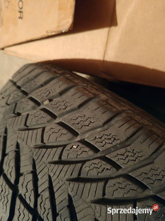 Opony zimowe runflat Goodyear 19555R16 stan 2 mazowieckie Radom