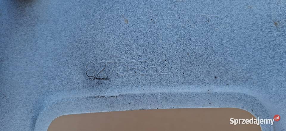 RENAULT GAMA T KRATKA RAMKA HALOGENU PRAWA Bieleń