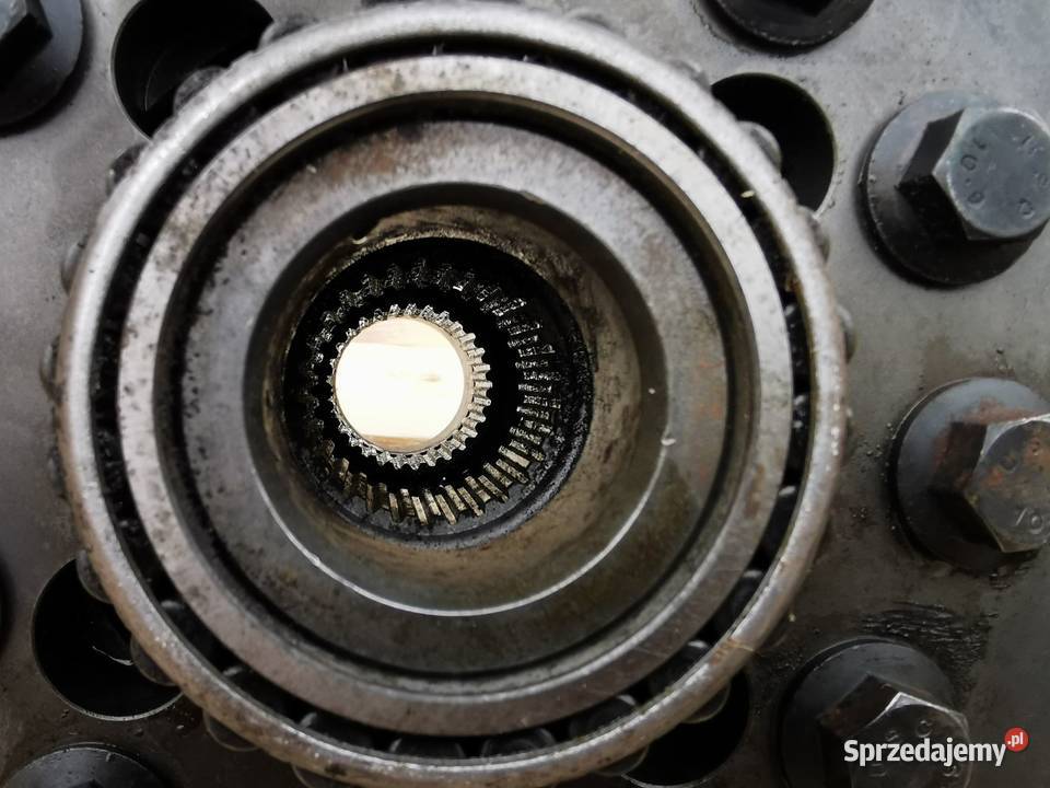 Wałek ataku Koło talerzowe 11X31 TEREX TW