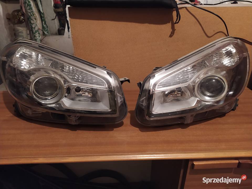 Lampy przednie qashqai uszkodzone osobowe Mazew sprzedam