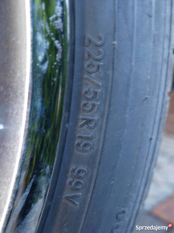 Opony do SUV 225 55 19 2 sztuki Kalisz sprzedam