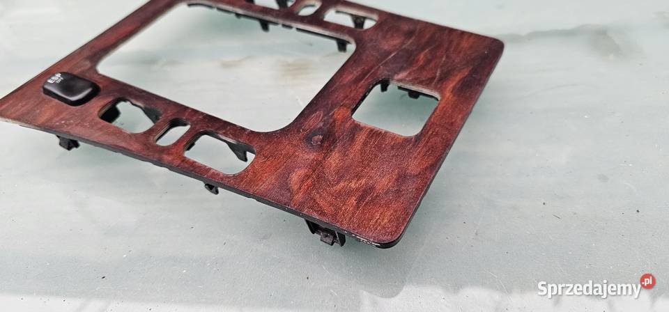 Ramka wybieraka mercedes w210 clasic 2106808639 Zbąszyń