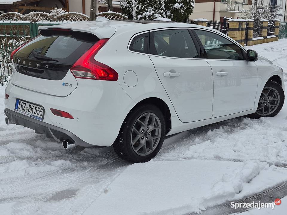 Volvo V40 20 d4 190R DESIGNPANORAMA diesel Ostrowiec Świętokrzyski
