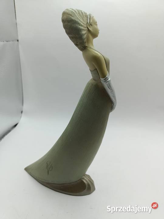 Figurka dziewczyna dama Ivory Princess 1995