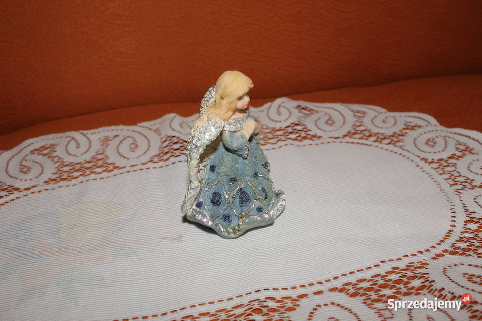 Figurka aniołek PRL Chorzów