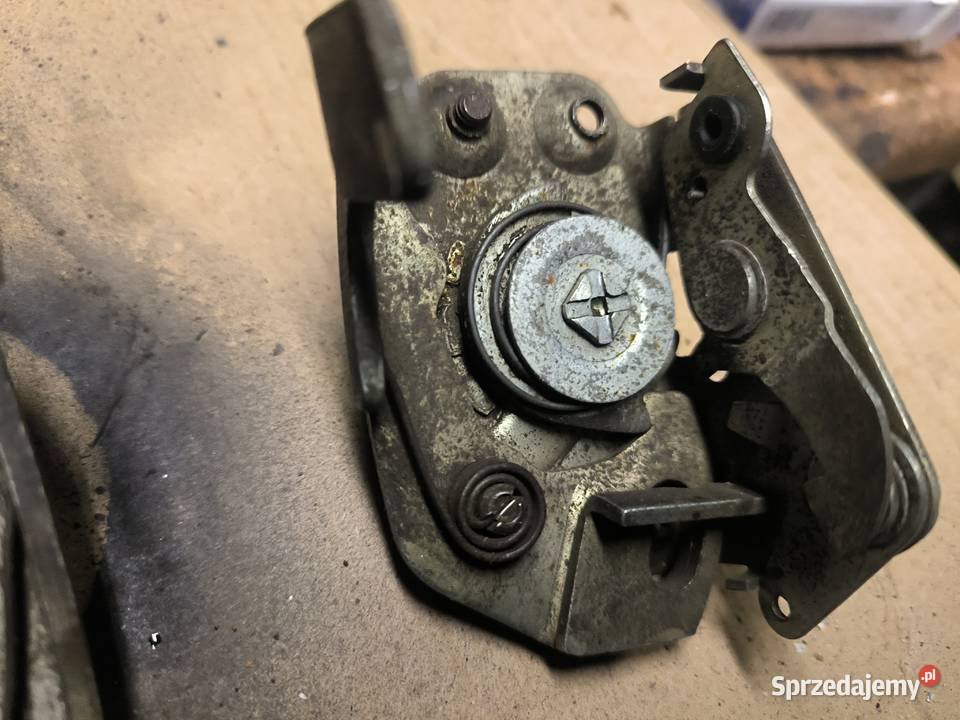 Fiat 125 zamki wewnetrzne L i P przednie tylne Stalowa Wola