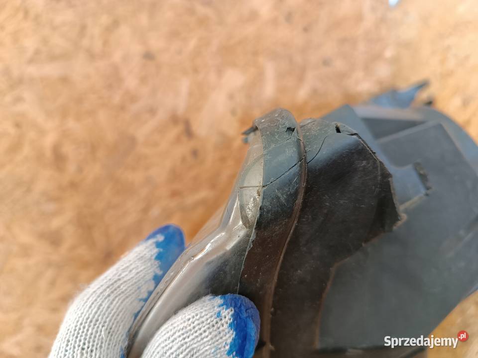 REFLEKTOR LAMPA PRAWA PRZÓD EU XENON CITROEN C4 Nowy Tomyśl