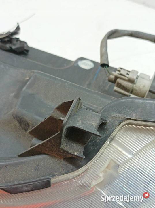 LAMPA PRZÓD PRAWA EUROPA Suzuki Baleno II sprzedam