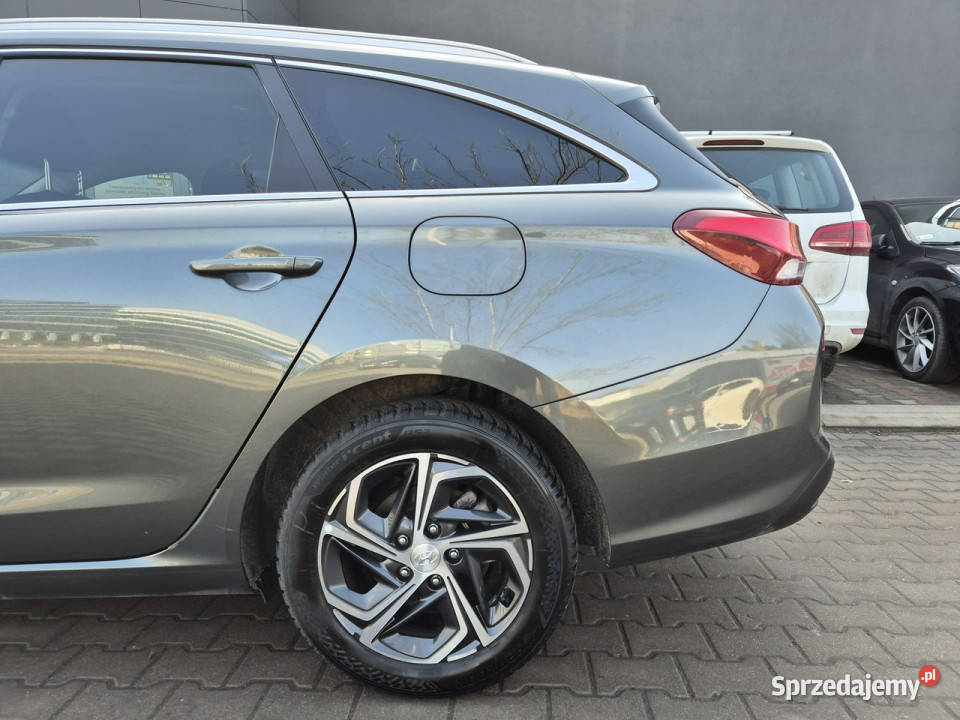 Hyundai i30 10 TGDI 6MT 120 Wersja Smart Pakiet
