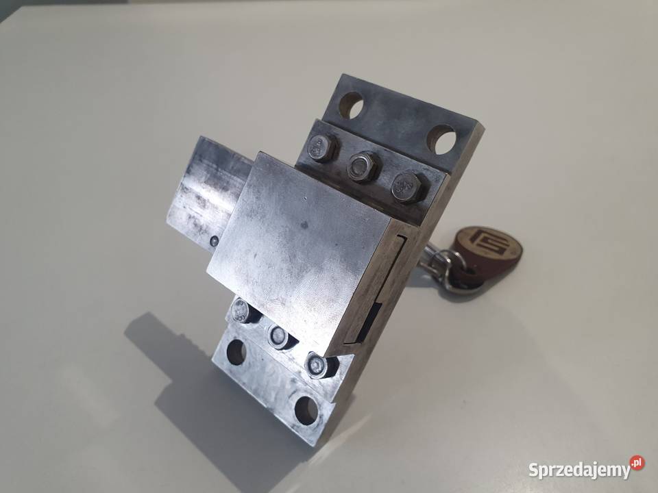 Zamek zasuwa do drzwi garażu