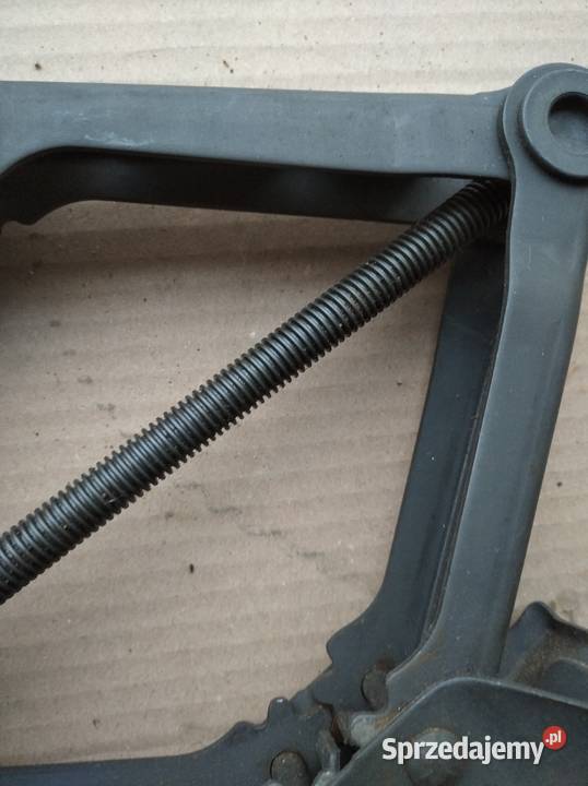 Lewarek klucz 19 osobowe Chojnów