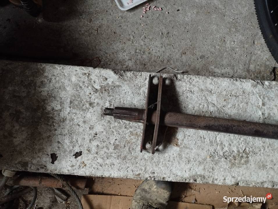 Wał podsiewacza Nf510520 Szalowa