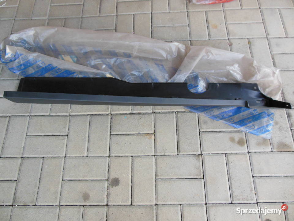 LISTWA ZEWNĘTRZNA 82437331 FIAT CROMA LANCIA śląskie Kozy sprzedam