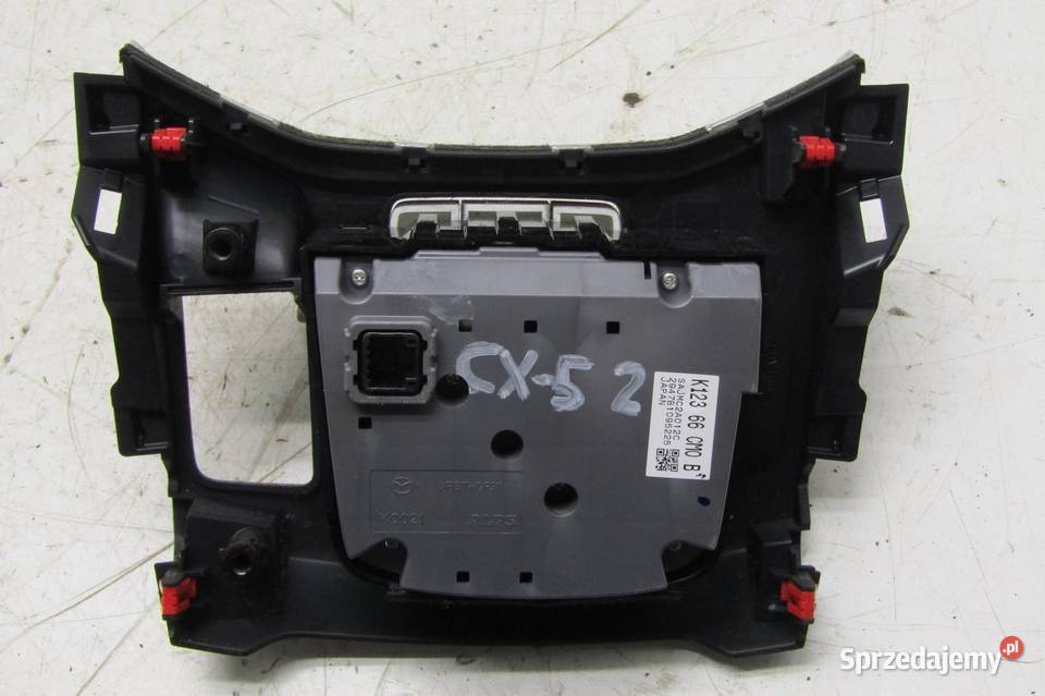 PANEL PRZEŁĄCZNIK TUNELU RADIO NAVI MAZDA CX5 sprzedam