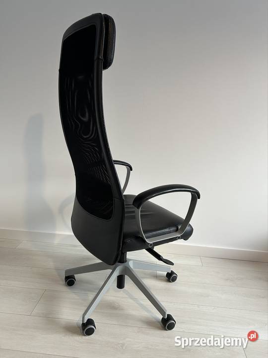 Krzesło biurowe obrotowe czarne Markus IKEA Bożenkowo