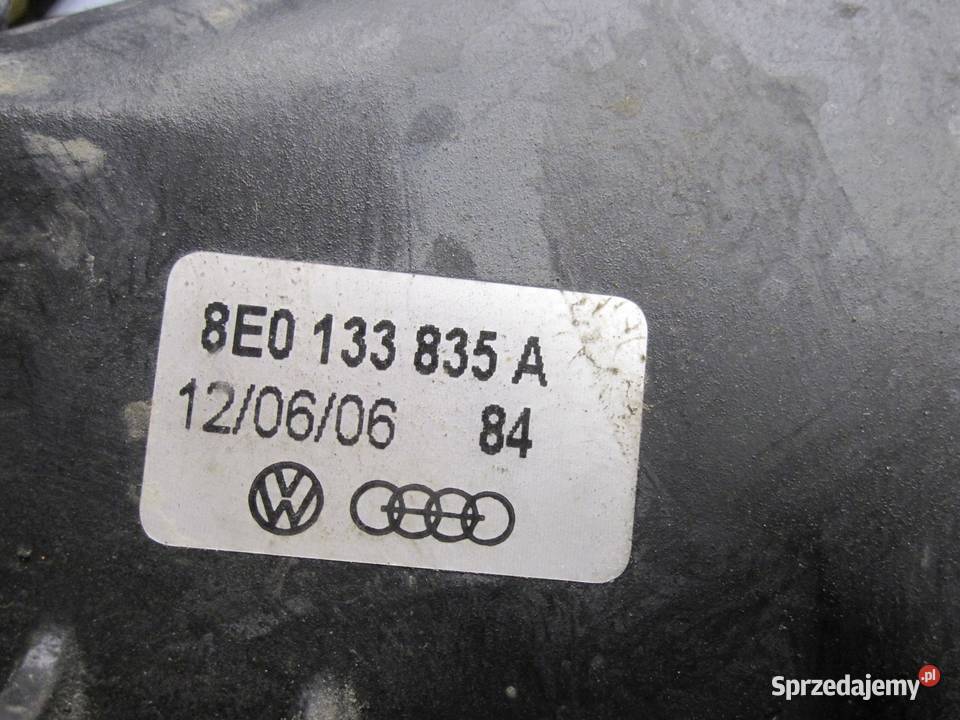 AUDI A4 B7 SLINE 07r obudowa filtra powietrza osobowe