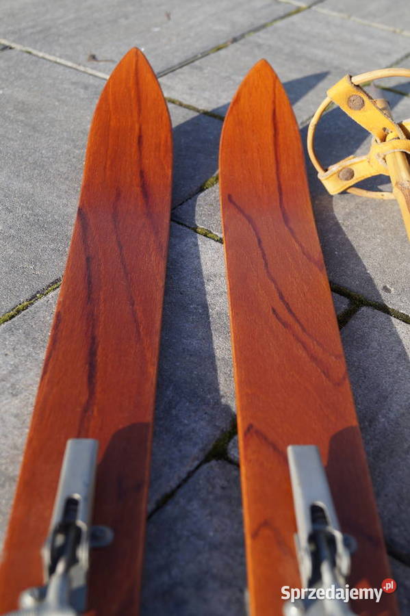 Stare narty drewniane 110 kijki w komplecie Pozostałe podkarpackie