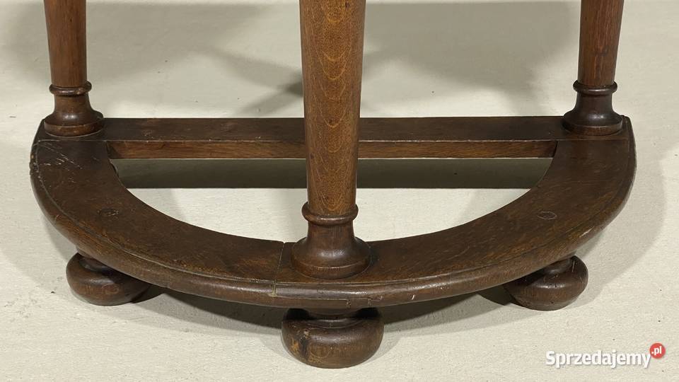 Półokrągły dębowy stolik w rustykalnym stylu Budno