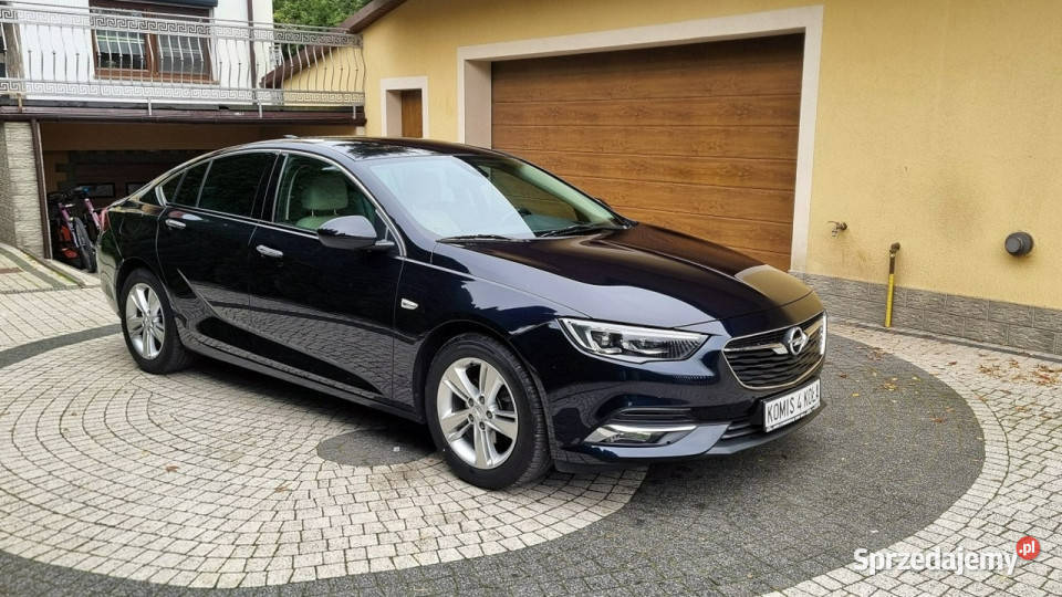 Opel Insignia 165 Bogata Wersja Jasne Skóry Rok produkcji 2017 Insignia