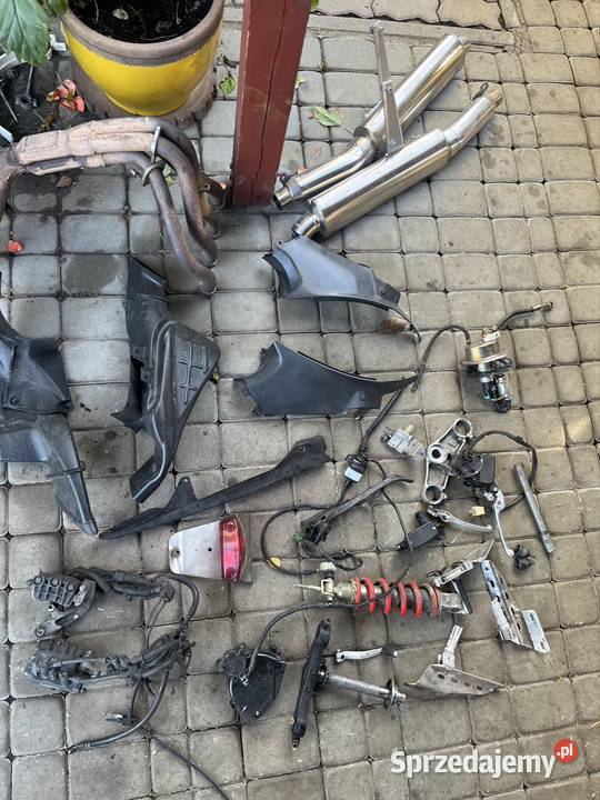 Honda cbr xx 1100 blackbird części tłumiki remus Oława