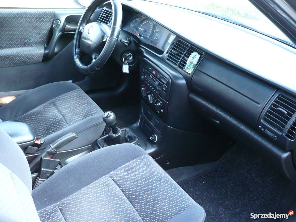 Opel Vectra B wersja OPC Irmscher Borbert poduszka powietrzna Vectra