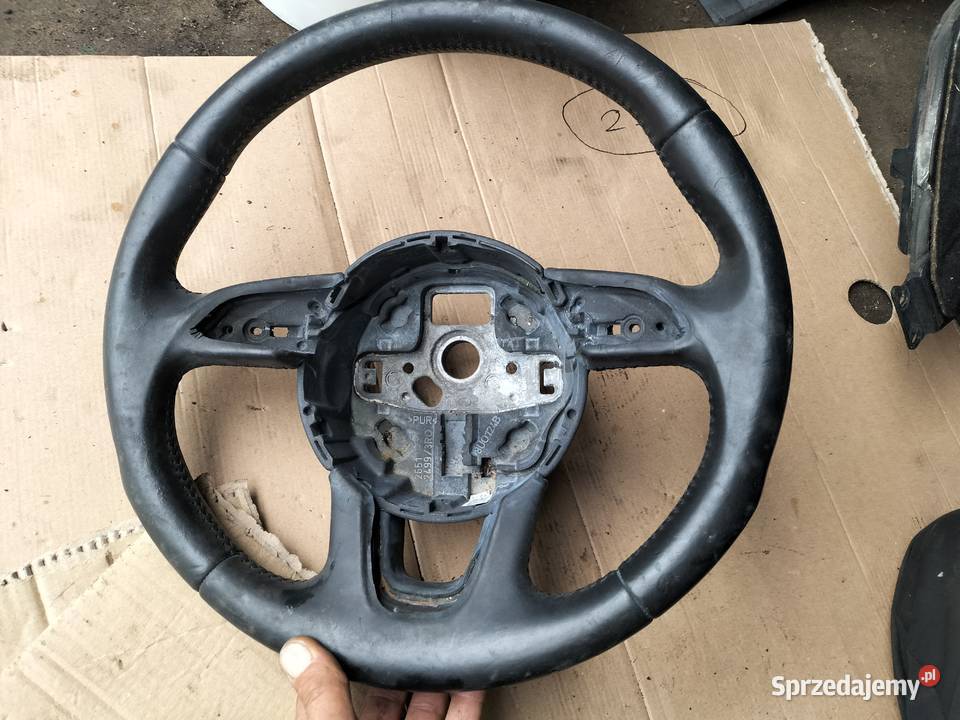 AUDI Q3 8U 8U0124B KIEROWNICA