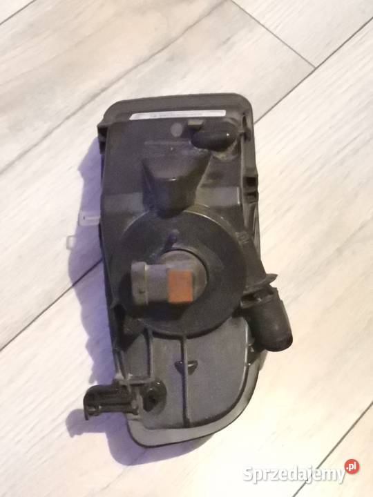 AUDI A5 LIFT PRAWY HALOGEN PRZÓD USZKODZONY