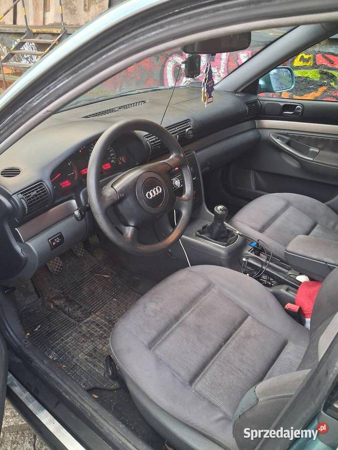 Sprzedam Audi A4 B5 Klima długie OC i PT Katowice sprzedam