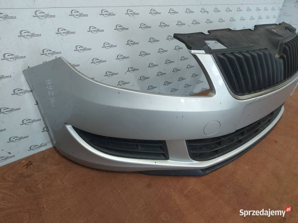 SKODA FABIA II LIFT zderzak przód 5J0807221