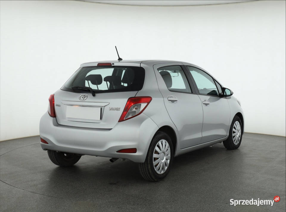 Toyota Yaris 133 Dual VVTi manualna Piaseczno sprzedam