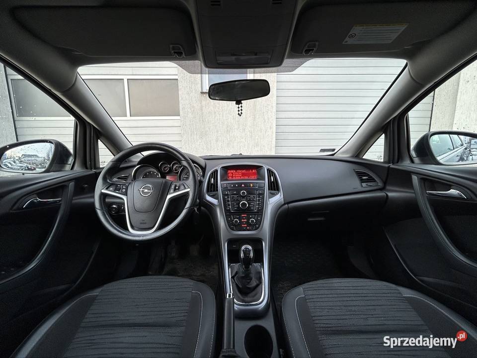 OPEL ASTRA J 14T GAZ LIFT 2017 grudzień Astra sprzedam