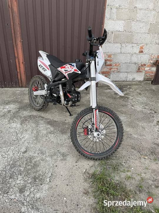 Asix viper 125 łódzkie Kwiatkowice-Kolonia sprzedam