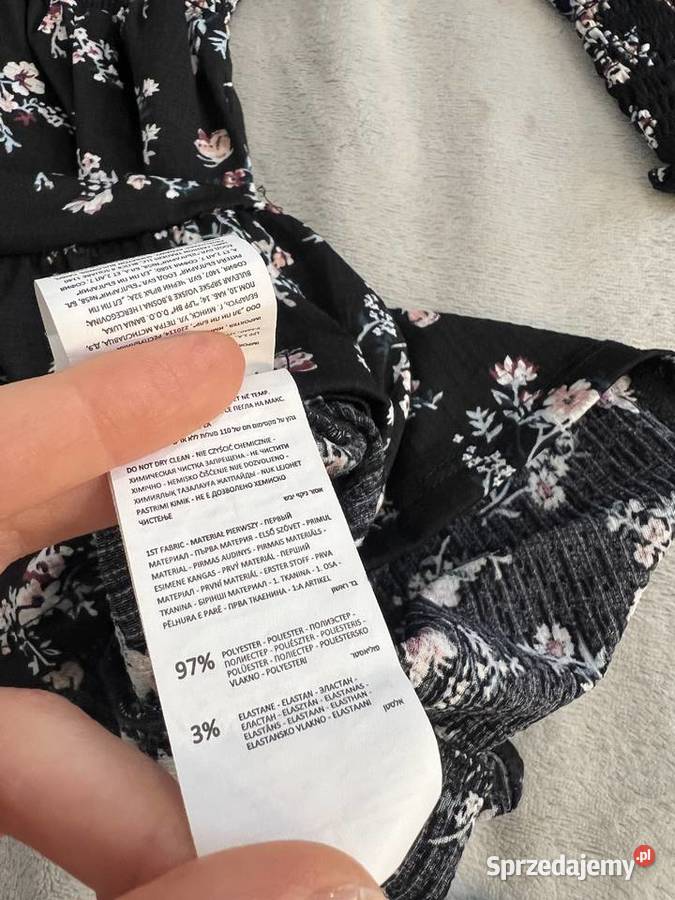 Sukienka czarna w kwiaty kwiatki z długim Jasło