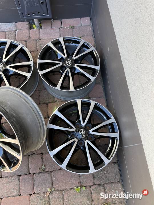 felgi toyota 16 auris corolla verso aluminiowe Nowy Sącz