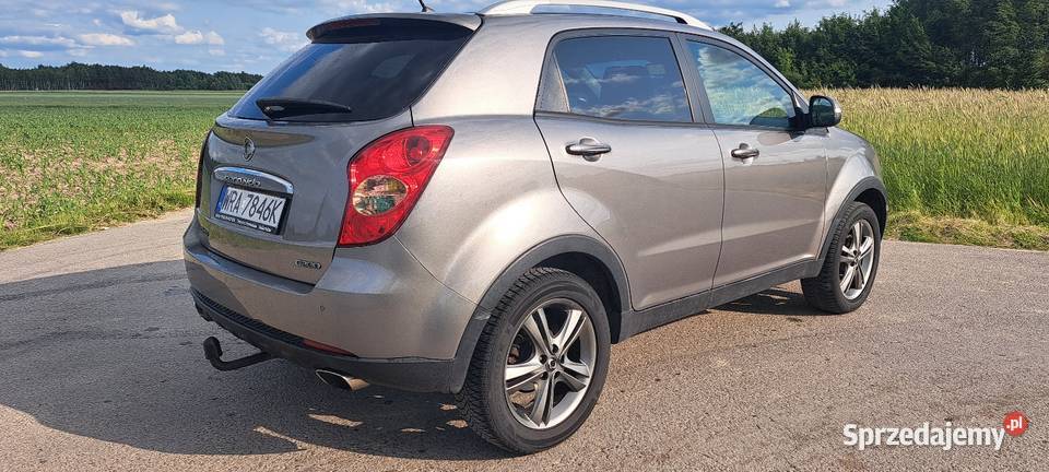 SSANGYONG KORANDO 20 BENZYNA 2013r SAPHIRE 135 Korando